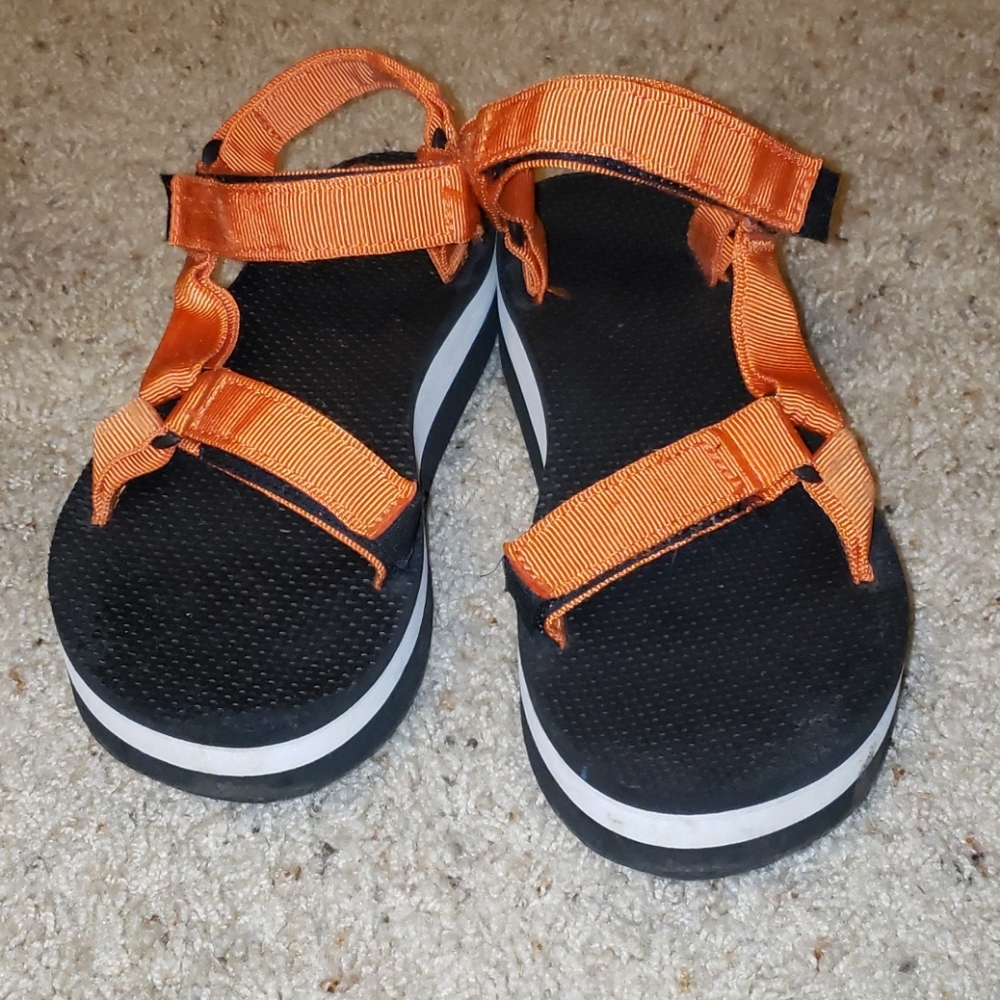 Teva flatform sandals